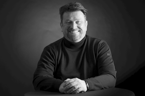 Dr. Hartmut Sauer